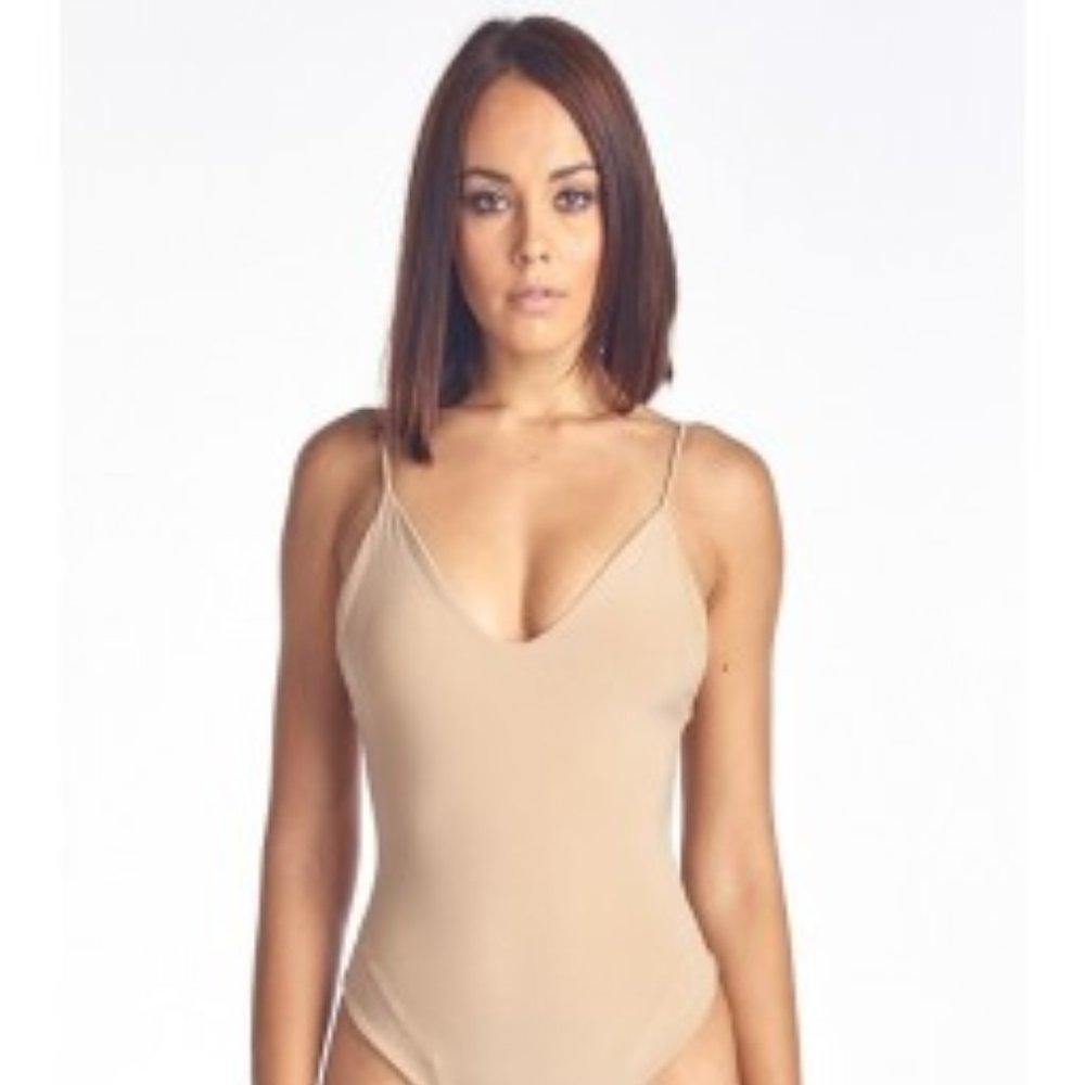 OOTDFash beige ribbed bodysuit small V Neck